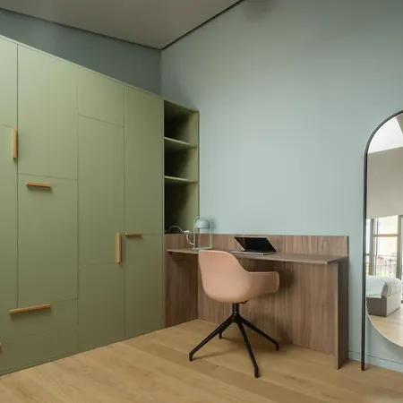 Апартаменты Bluemoon Apartments R&R