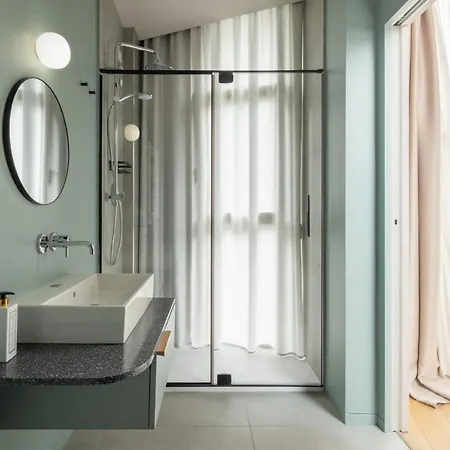 Bluemoon Apartments R&R Милан