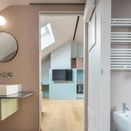 Bluemoon Apartments R&R *