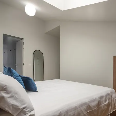 Апартаменты Bluemoon Apartments R&R Милан