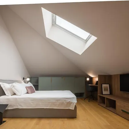 Bluemoon Apartments R&R Апартаменты