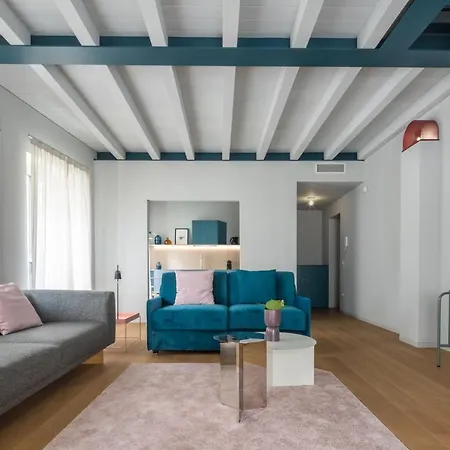 Bluemoon Apartments R&R Апартаменты
