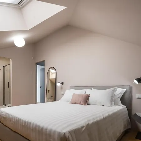 Апартаменты Bluemoon Apartments R&R Милан