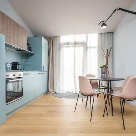 Bluemoon Apartments R&R Апартаменты