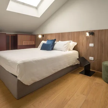 Bluemoon Apartments R&R